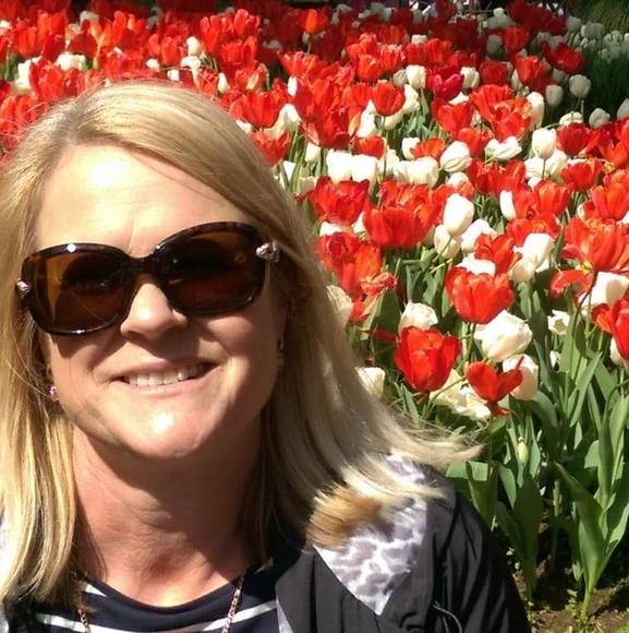 Meet your Posher, Carolyn - Picture 1 of 1